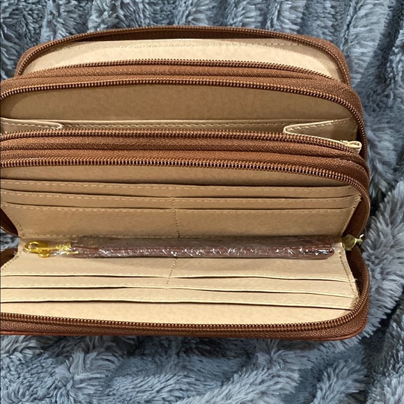 Brown Embossed Leather Wallet - Picture 5 of 9